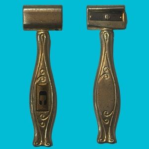 RARE VINTAGE “C” ETCHED PENCIL SHARPENER Teacher,‎ Accountant, Puzzle Gift